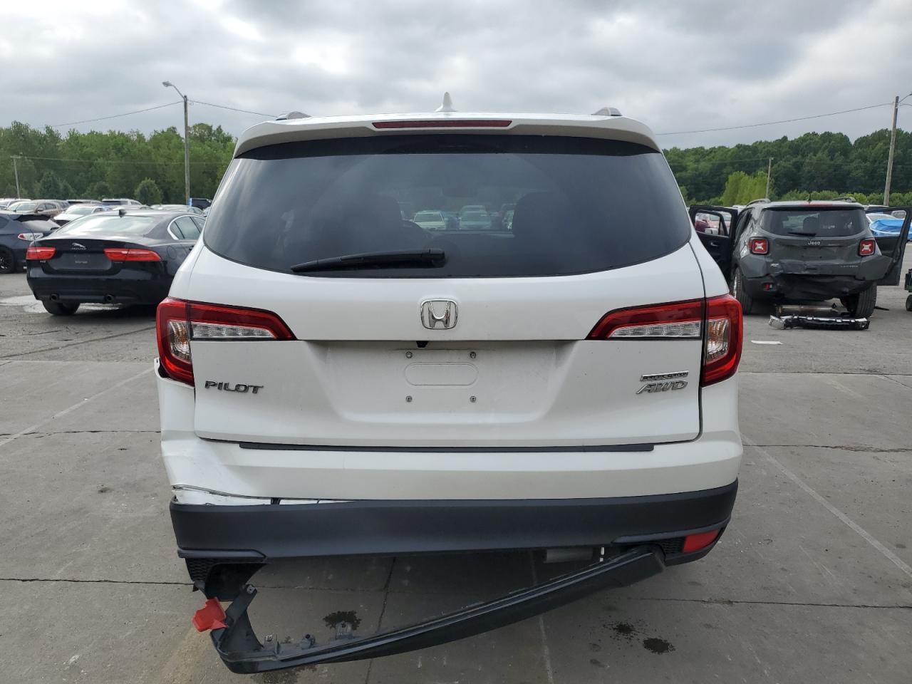 2022 Honda Pilot Se - Фото 6