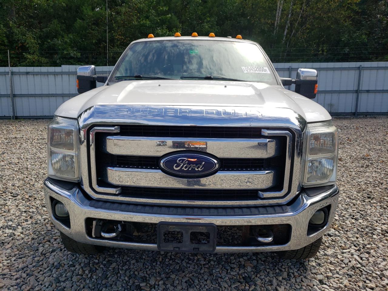 2013 Ford F350 Super Duty - Фото 5