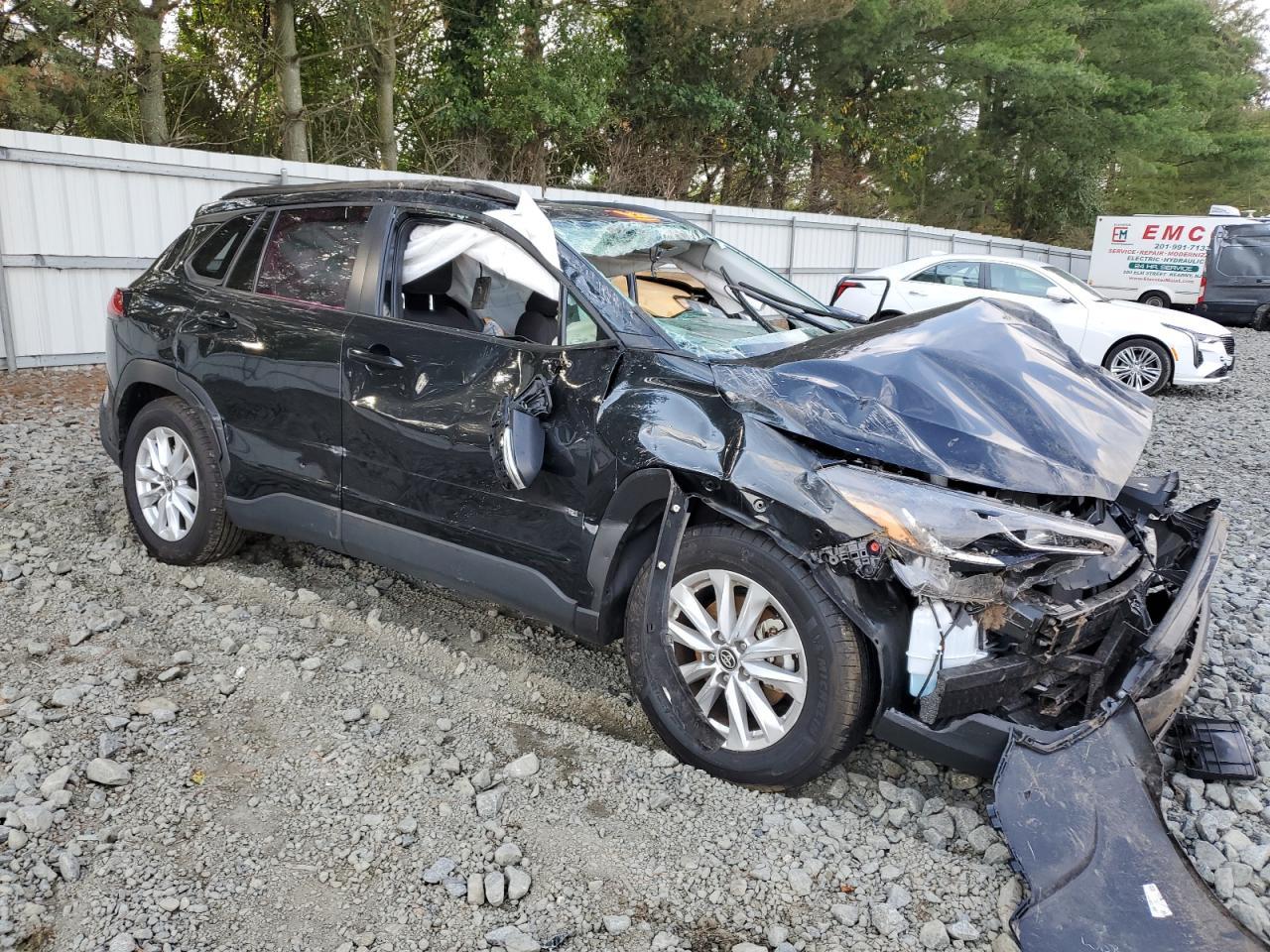 2024 Toyota Corolla Cross Le - Фото 4