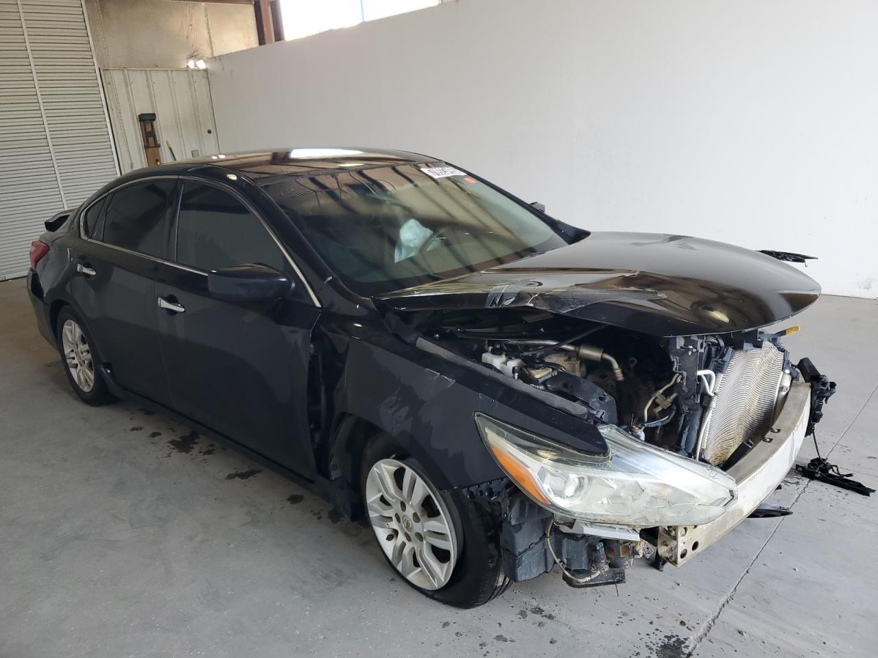 2017 Nissan Altima 2.5 - Фото 4