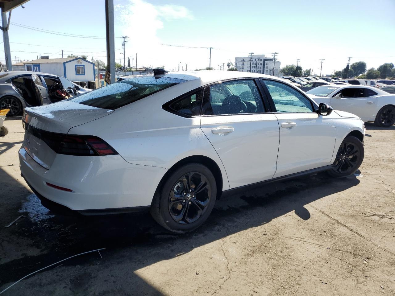 2025 Honda Accord Se - Image 3