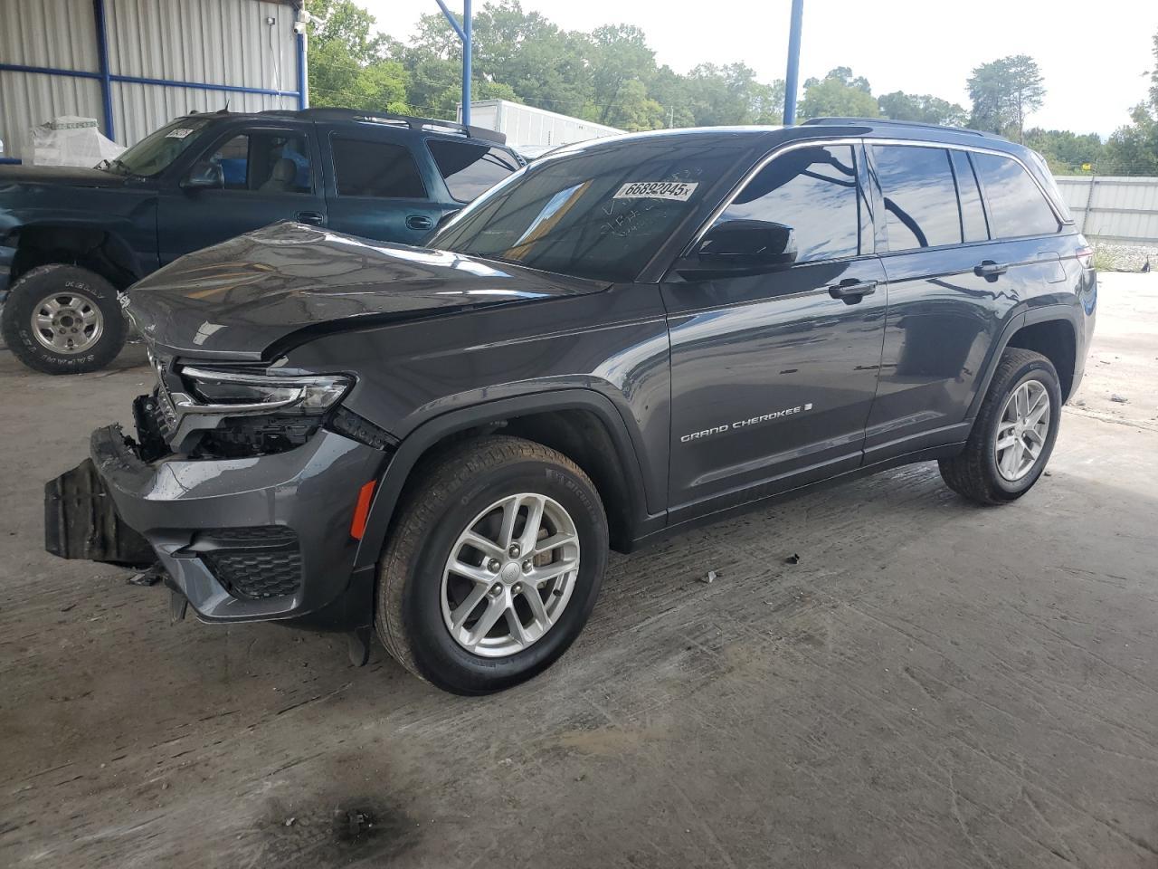 2024 Jeep Grand Cherokee Laredo