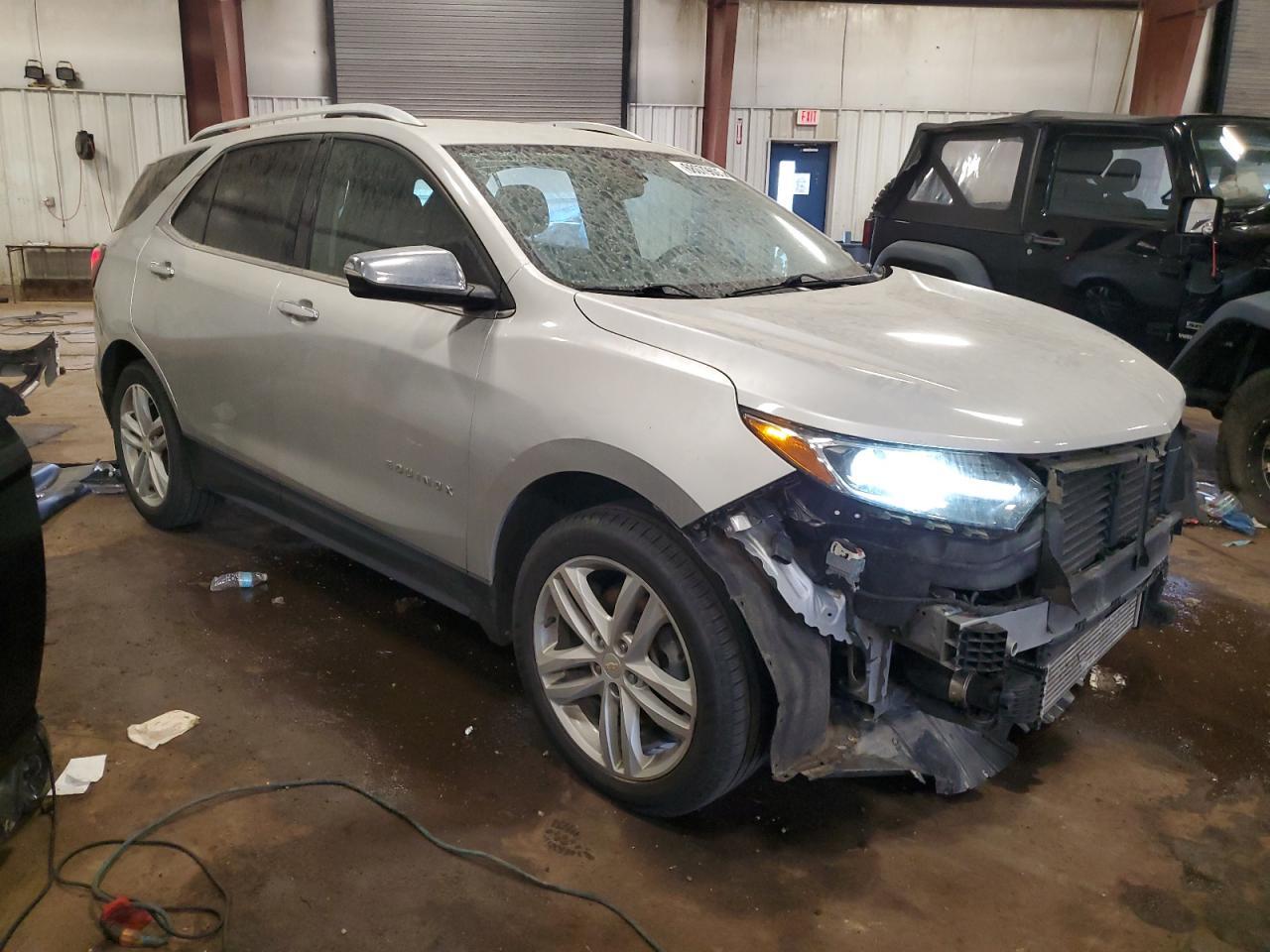 2019 Chevrolet Equinox Premier - Image 4
