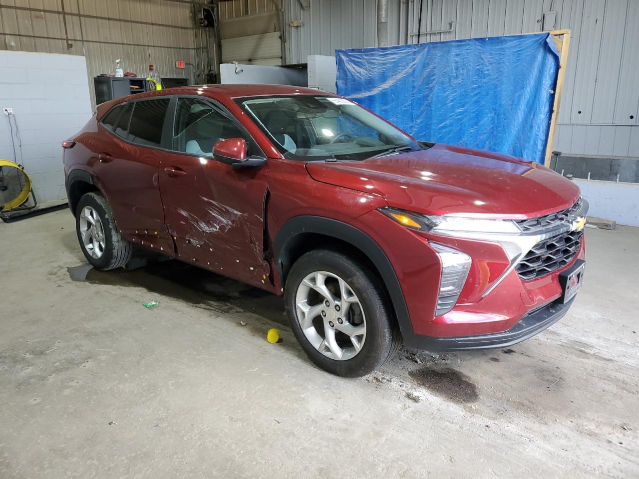 2024 Chevrolet Trax Ls - Фото 4