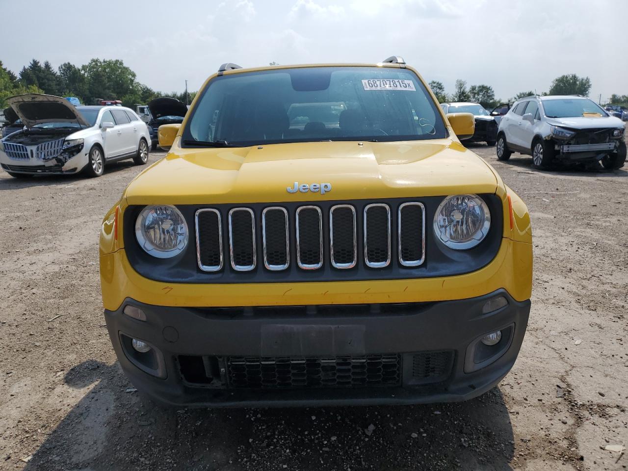 2016 Jeep Renegade Latitude - Image 5