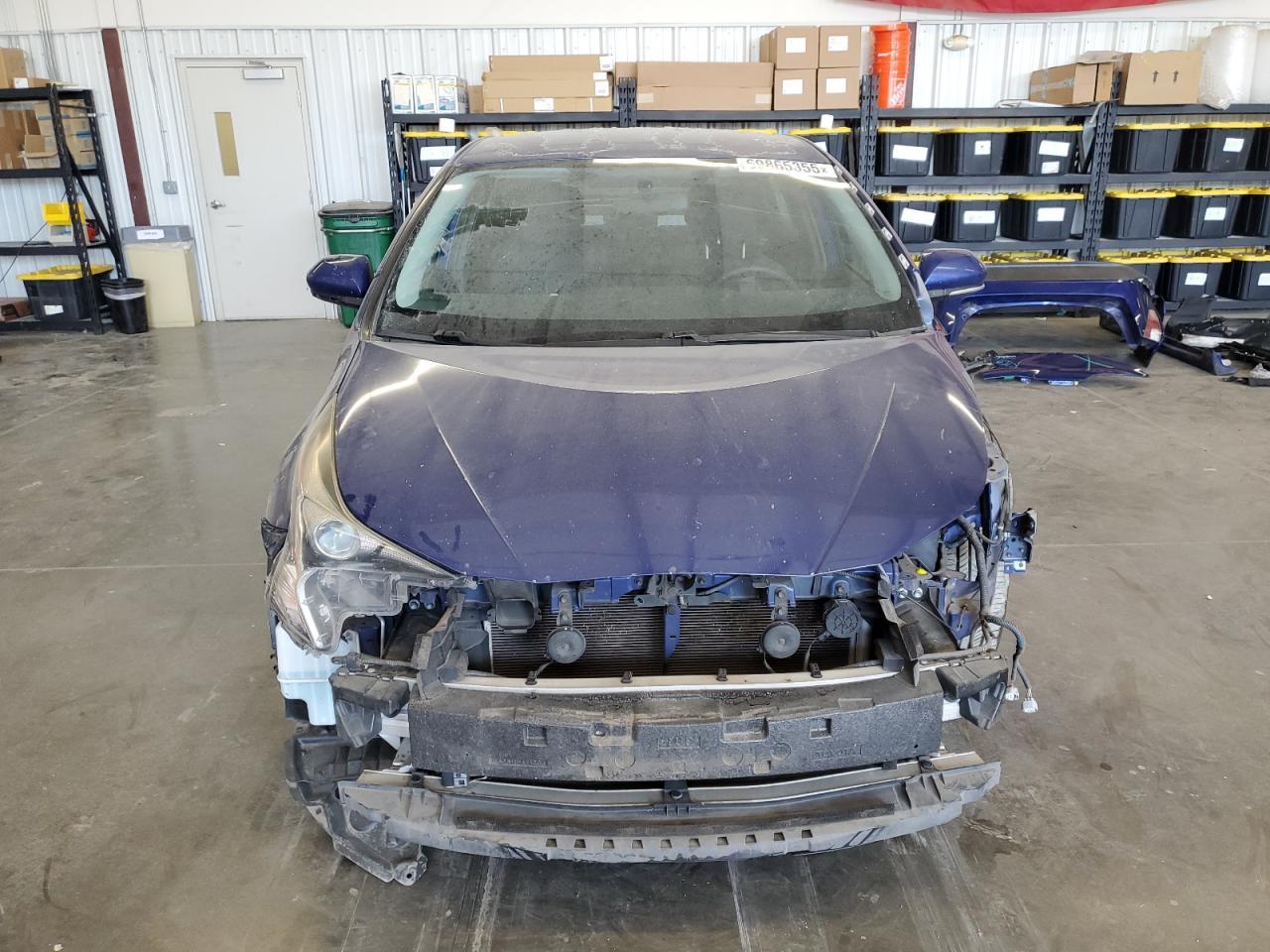 2016 Toyota Prius - Image 5