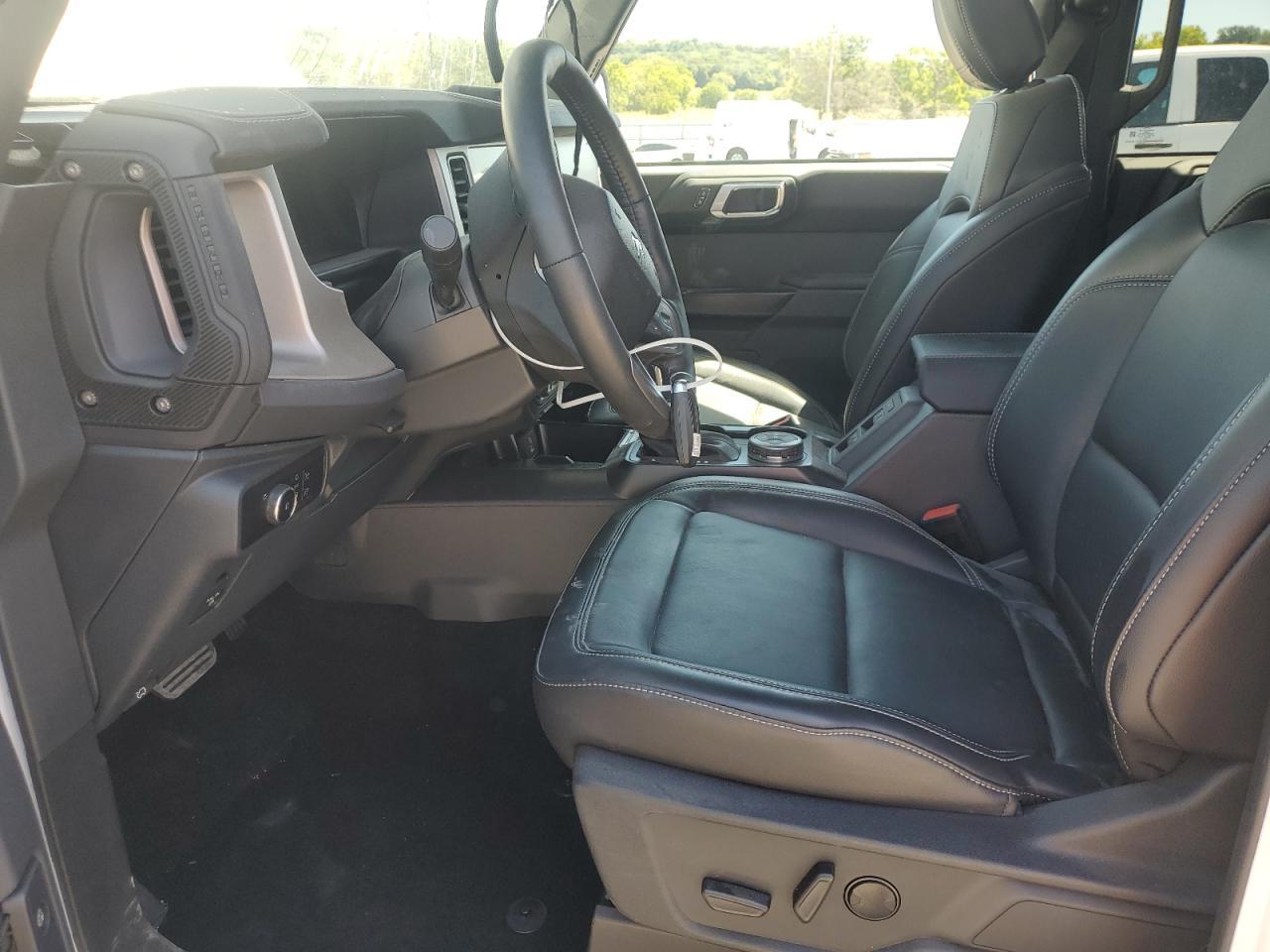 2025 Ford Bronco Outer Banks - Фото 7