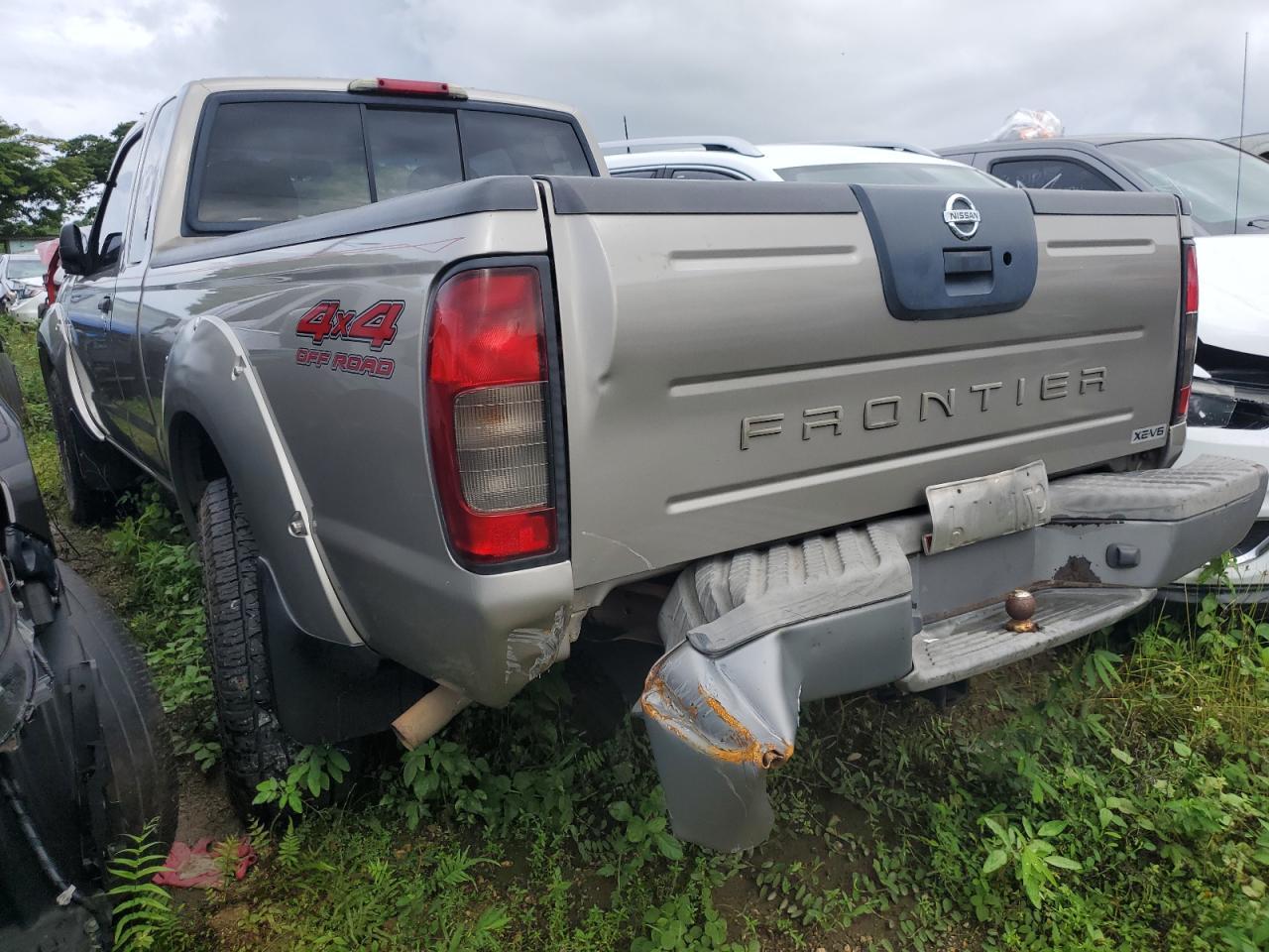 2004 Nissan Frontier King Cab Xe V6 - Фото 2