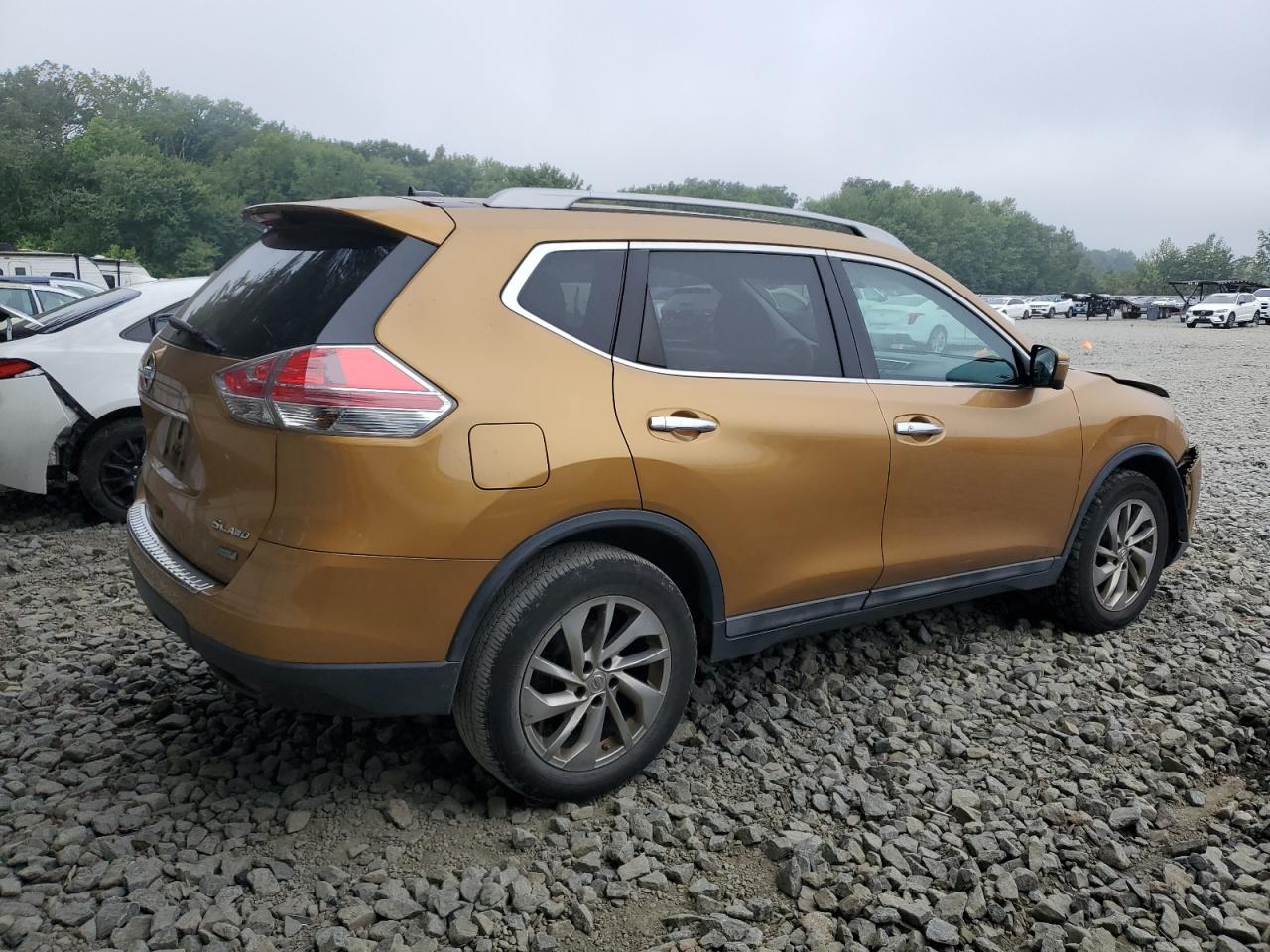 2014 Nissan Rogue S - Image 3