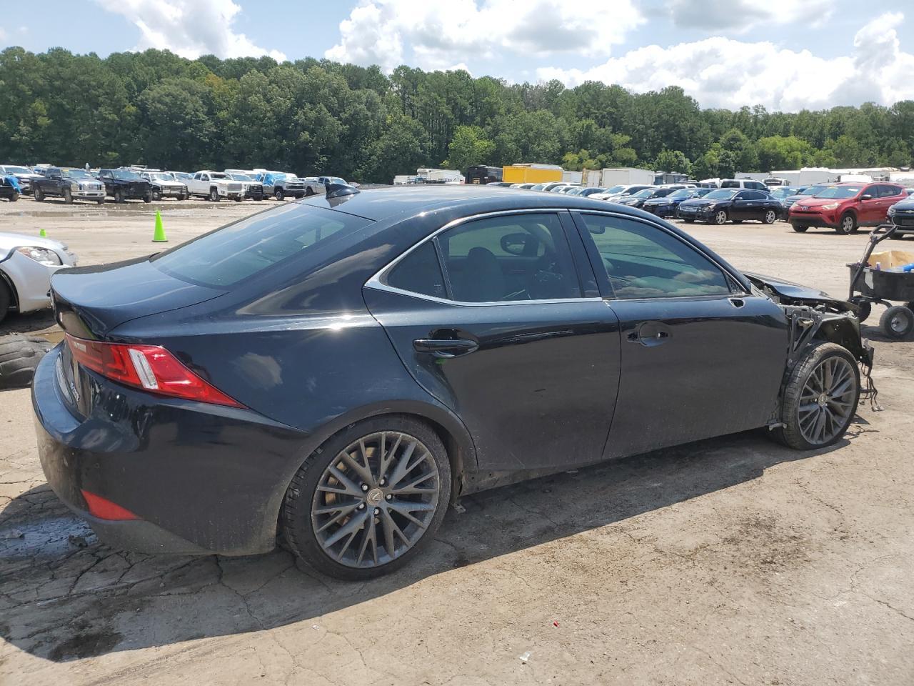 2016 Lexus Is 200T - Фото 3