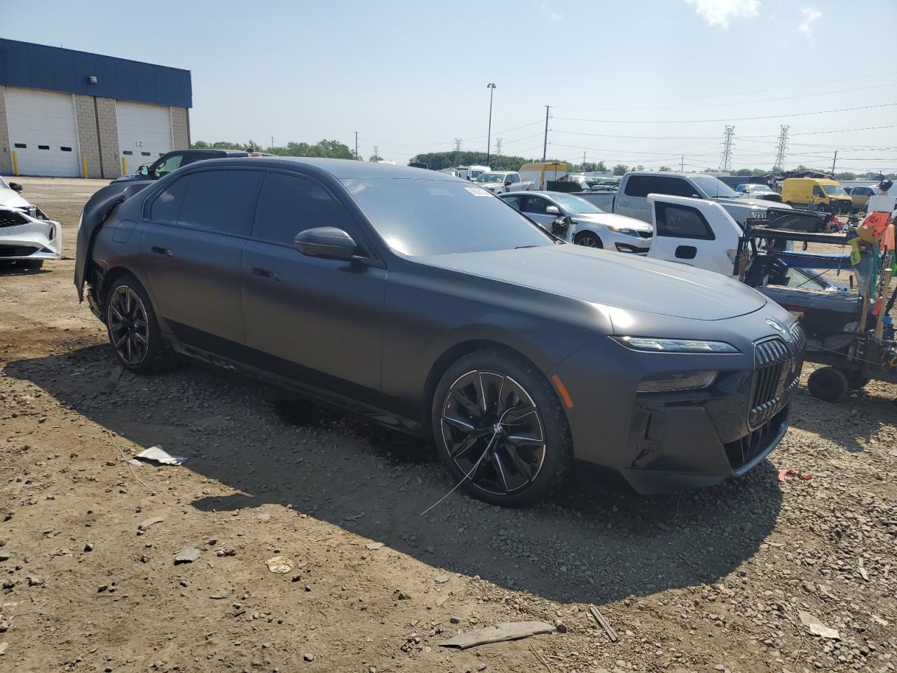 2024 BMW 760 Xi - Image 4