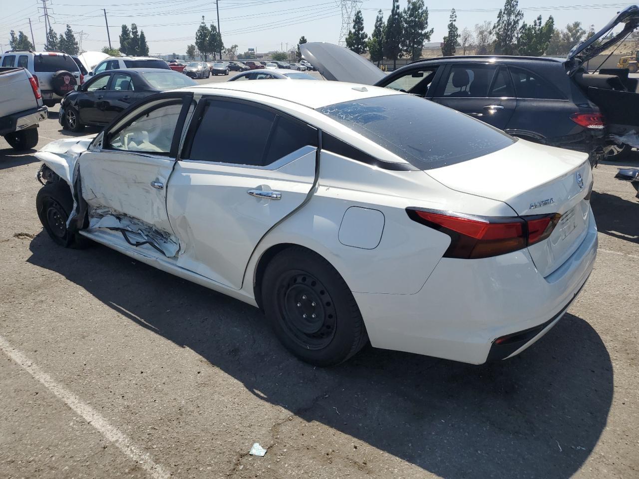 2020 Nissan Altima 2.5 S - Image 2