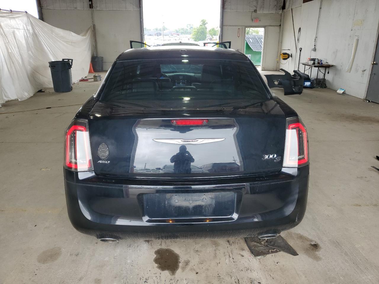 2012 Chrysler 300 S - Фото 6