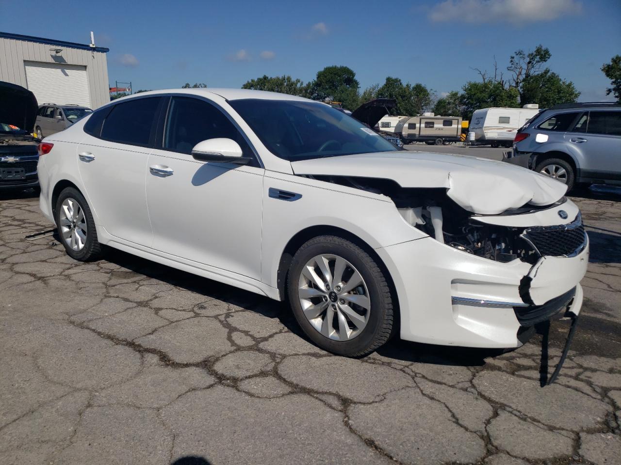 2018 Kia Optima Lx - Image 4