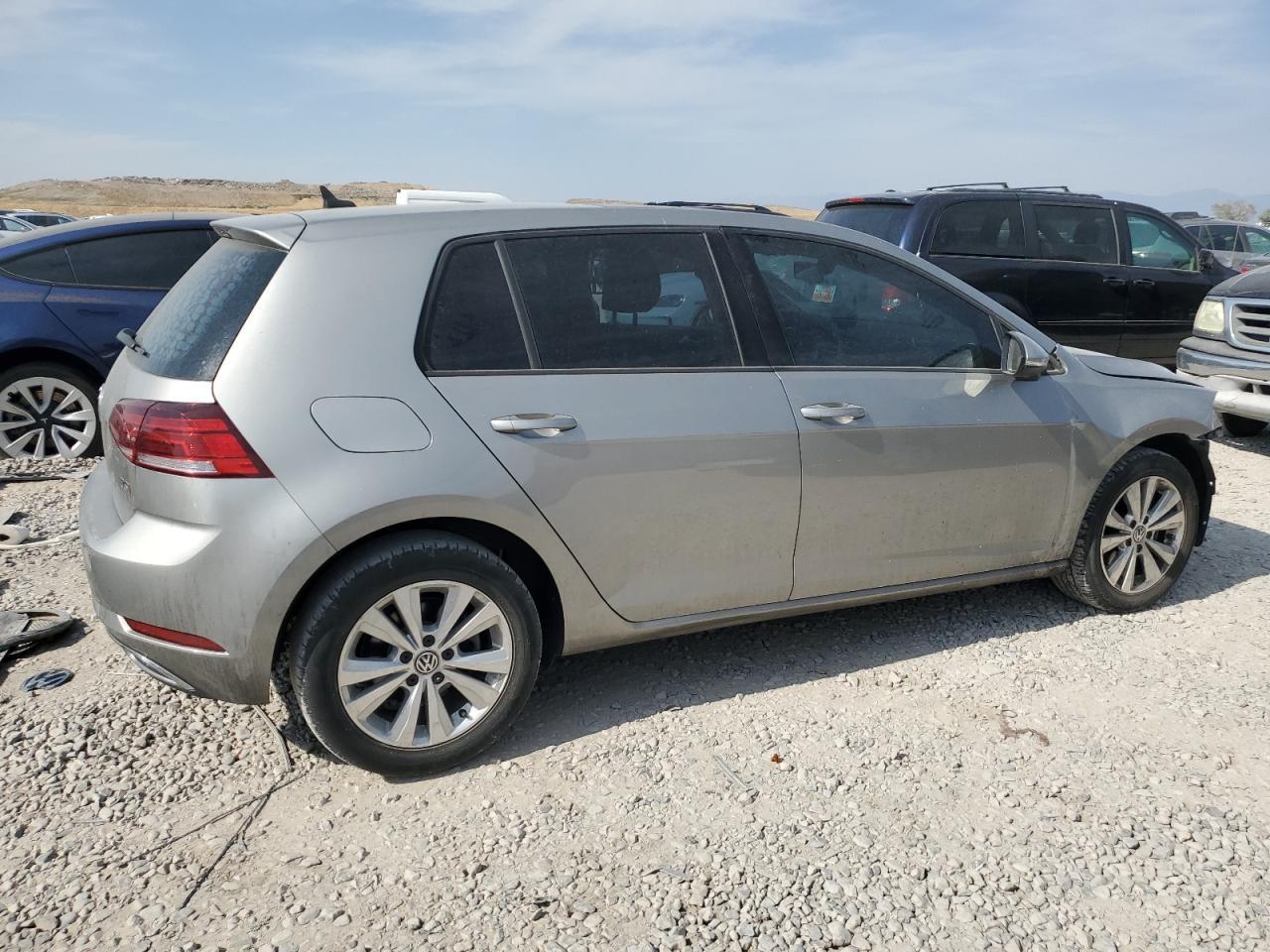 2018 Volkswagen Golf S - Фото 3