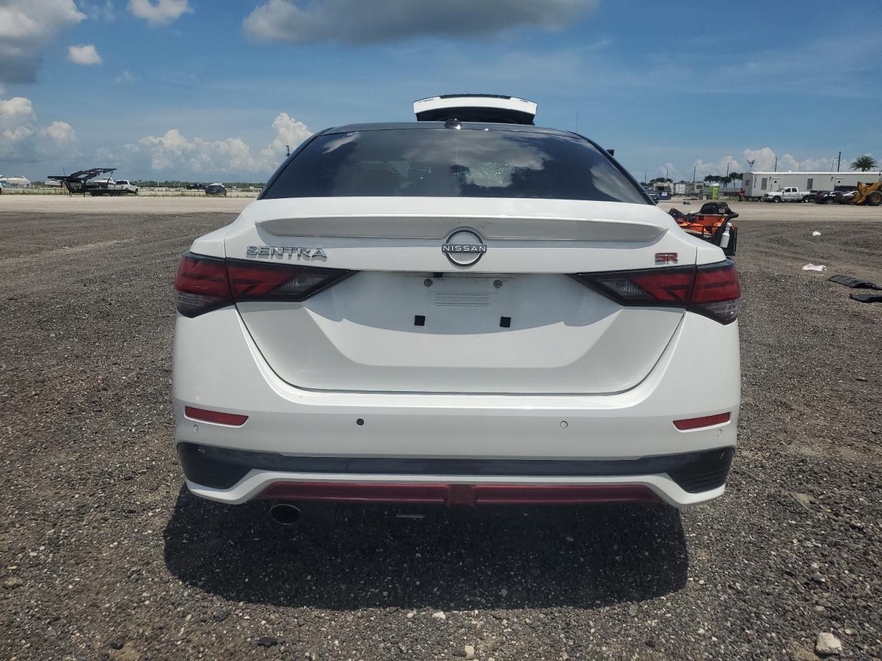 2024 Nissan Sentra Sr - Image 6