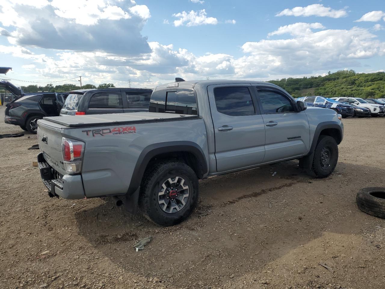 2021 Toyota Tacoma Double Cab - Фото 3