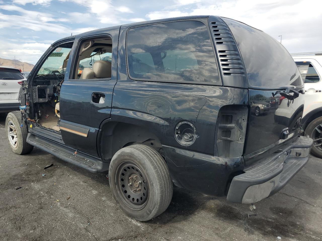 2005 Chevrolet Tahoe C1500 - Фото 2