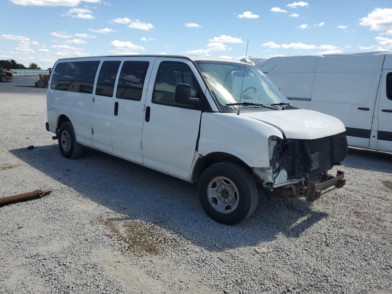 2013 Chevrolet Express G3500 - Image 4