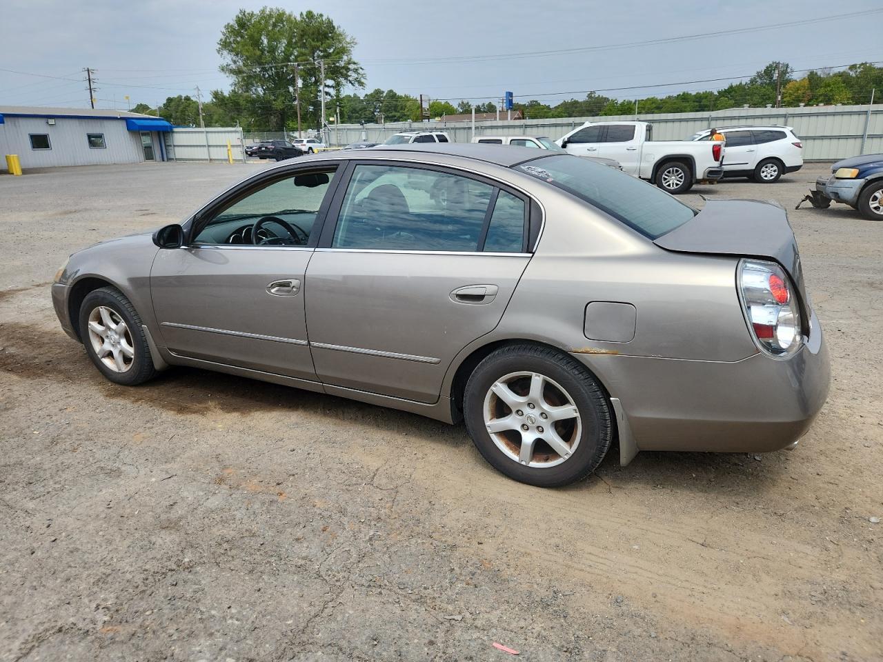 2005 Niss Altima Se - Фото 2