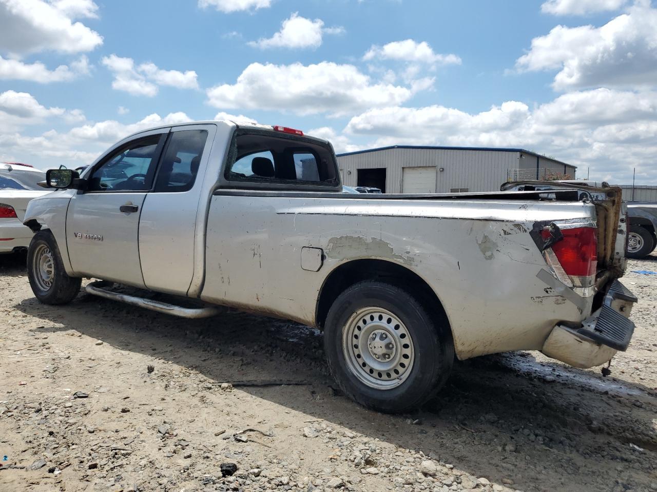 2008 Nissan Titan Xe - Фото 2