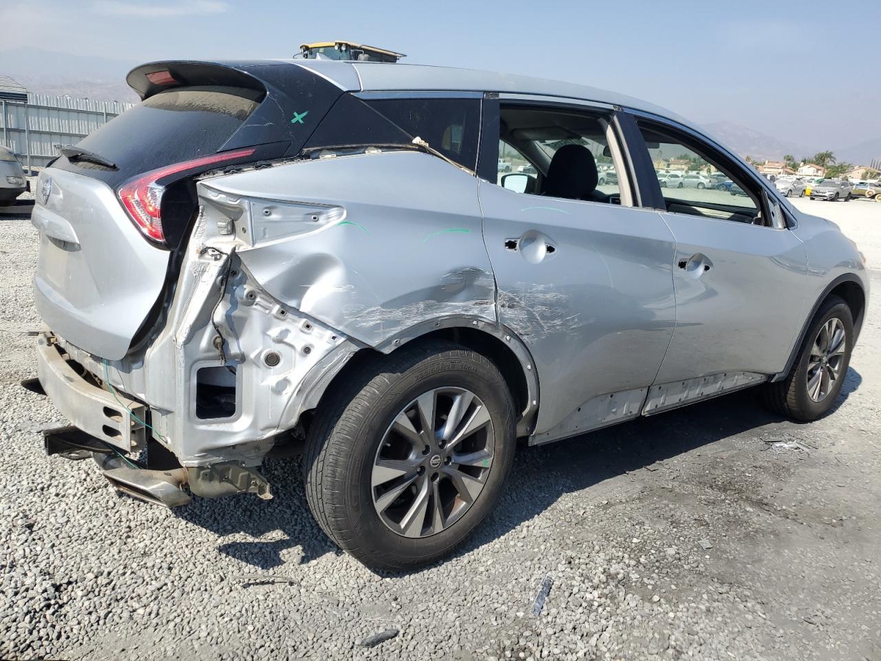 2016 Nissan Murano S - Image 3