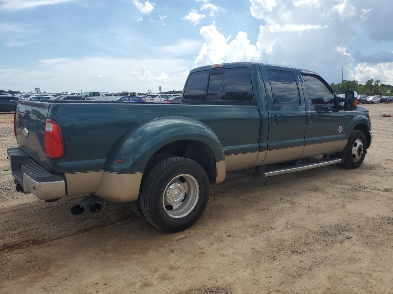 2011 Ford F350 Super Duty - Фото 3