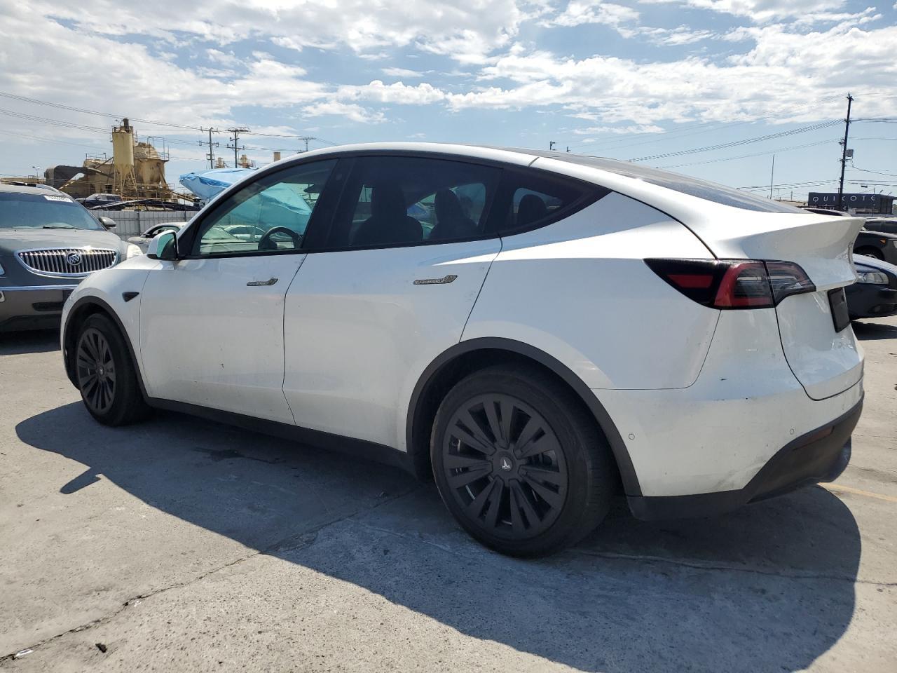 2021 Tesla Model Y - Фото 2
