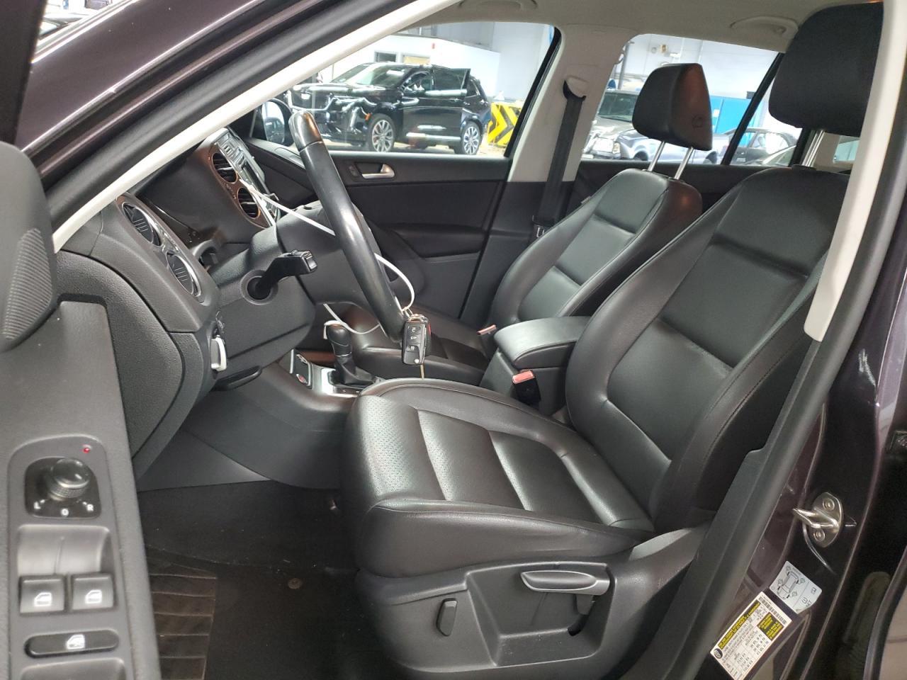 2016 Volkswagen Tiguan S - Фото 7