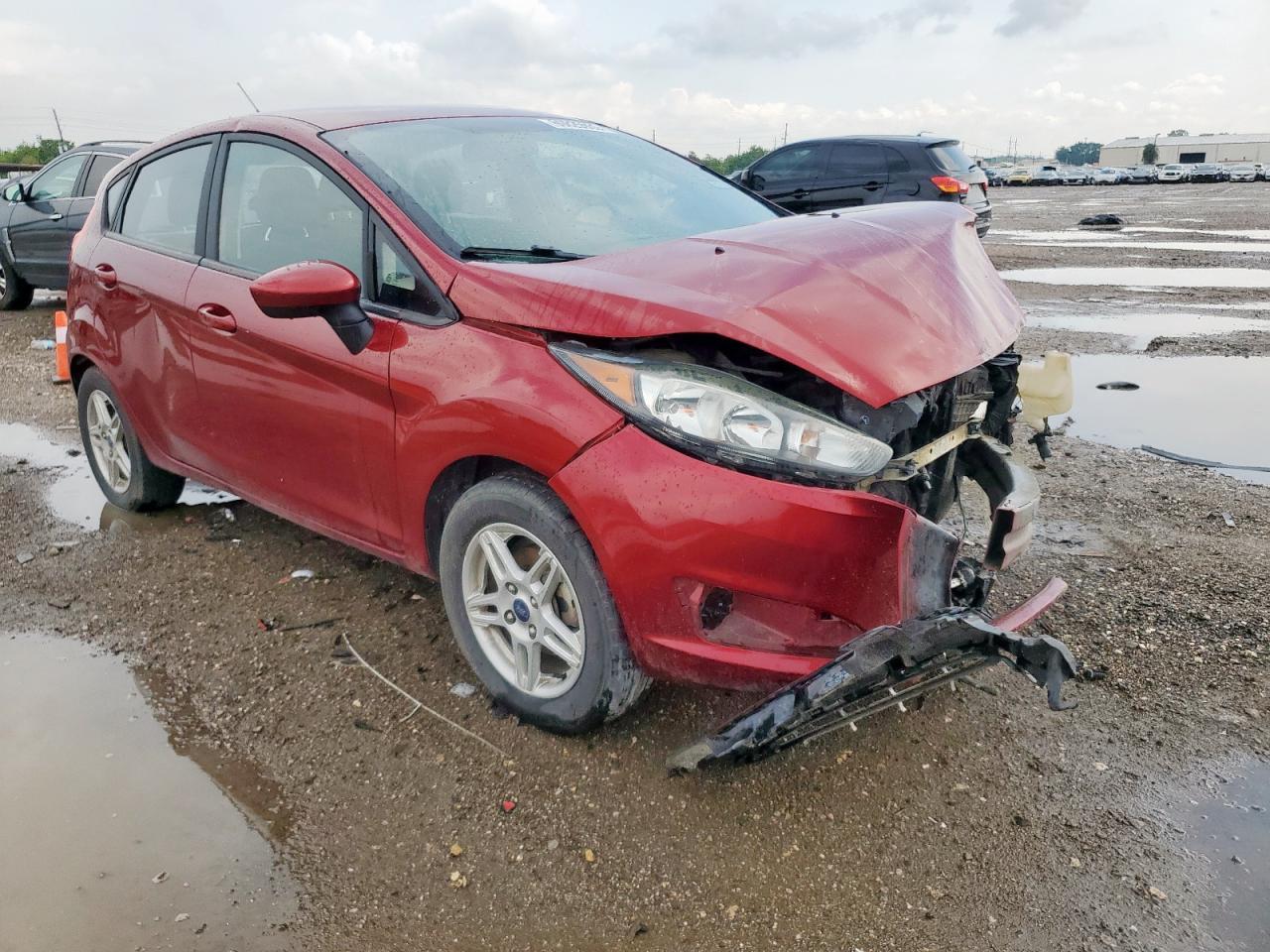 2017 Ford Fiesta Se - Фото 4