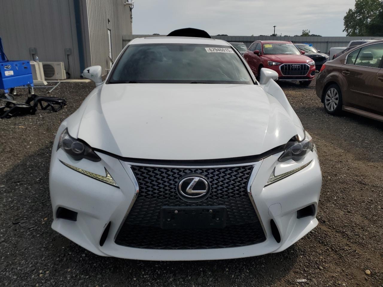 2016 Lexus Is 300 - Image 5