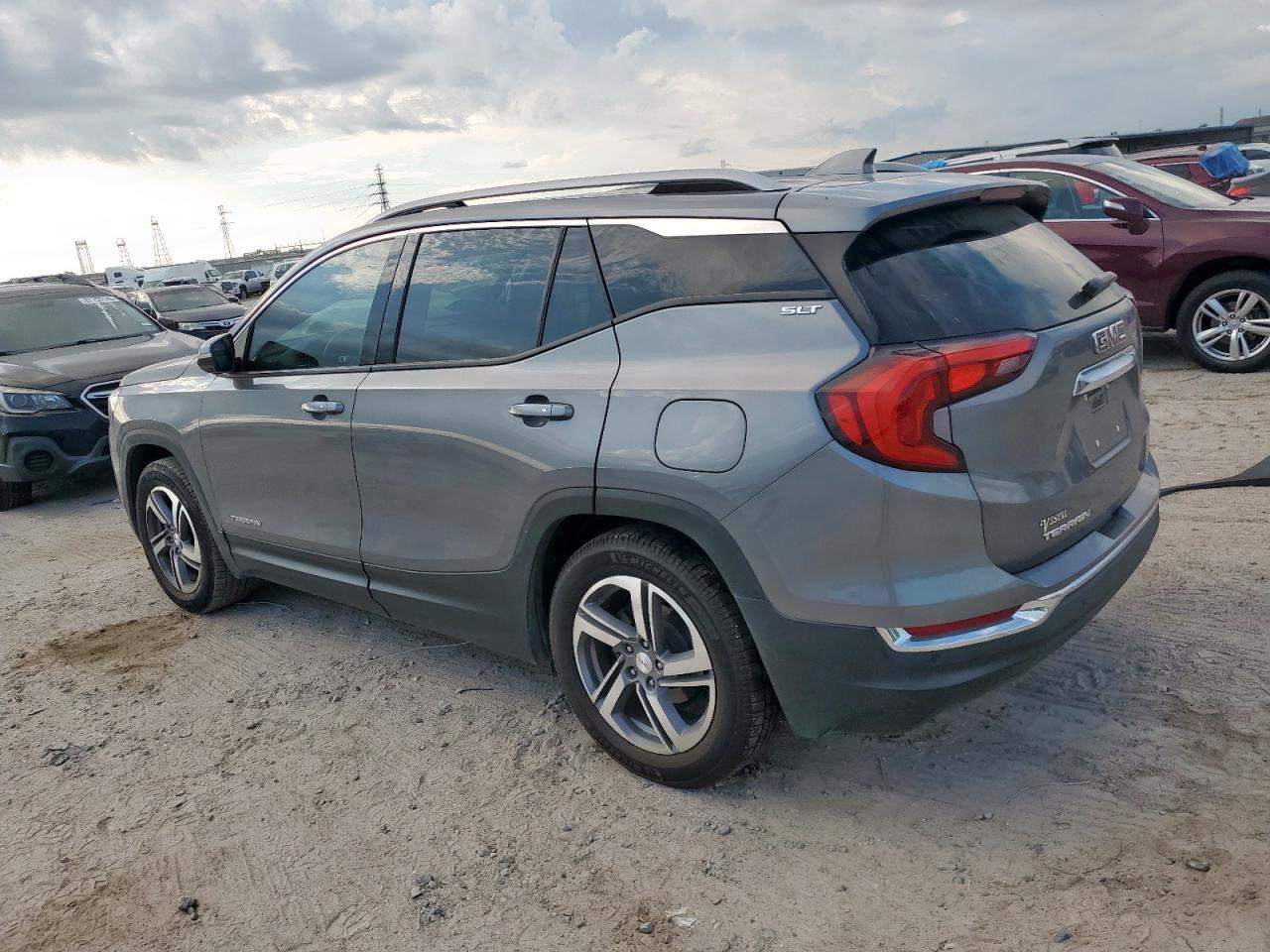 2018 GMC Terrain Slt - Фото 2