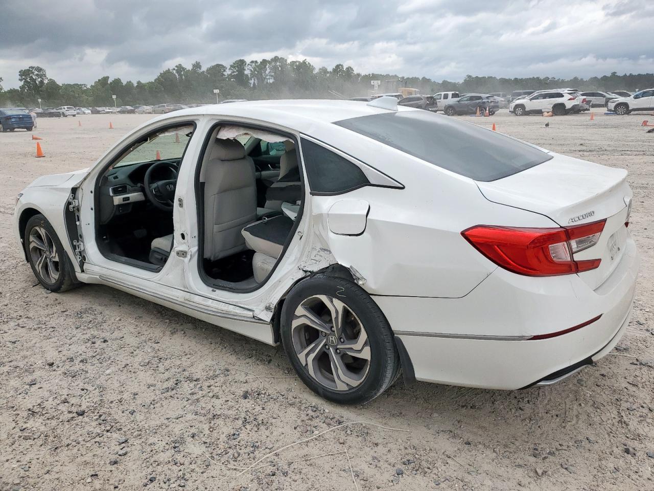 2018 Honda Accord Ex - Фото 2
