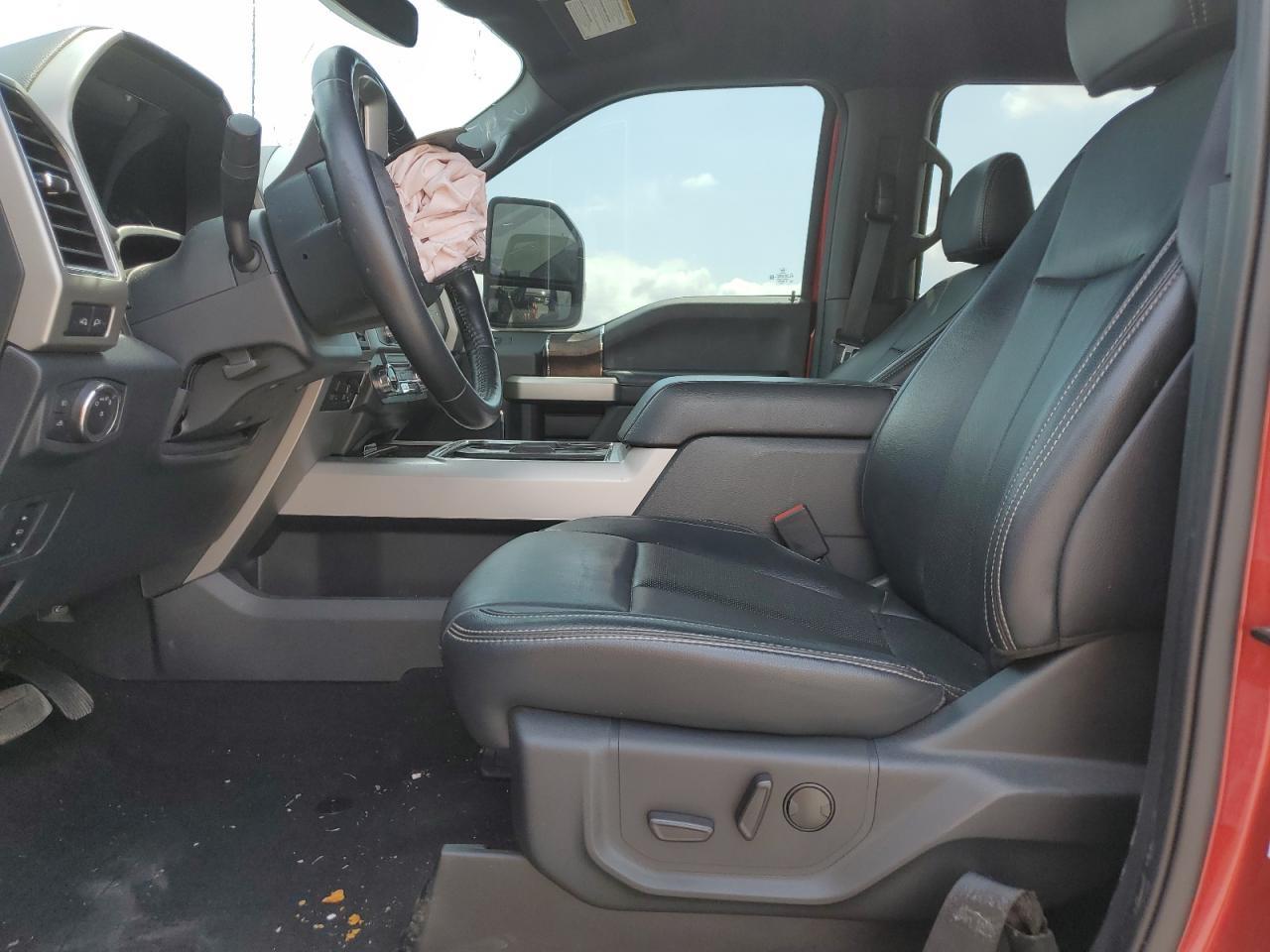 2022 Ford F350 Super Duty - Image 7