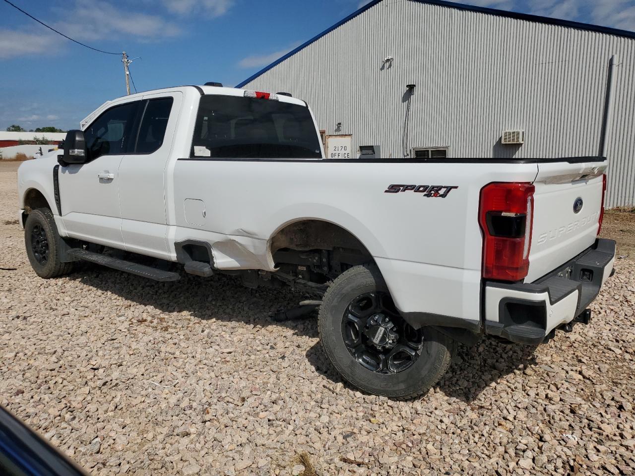 2024 Ford F350 Super Duty - Image 2