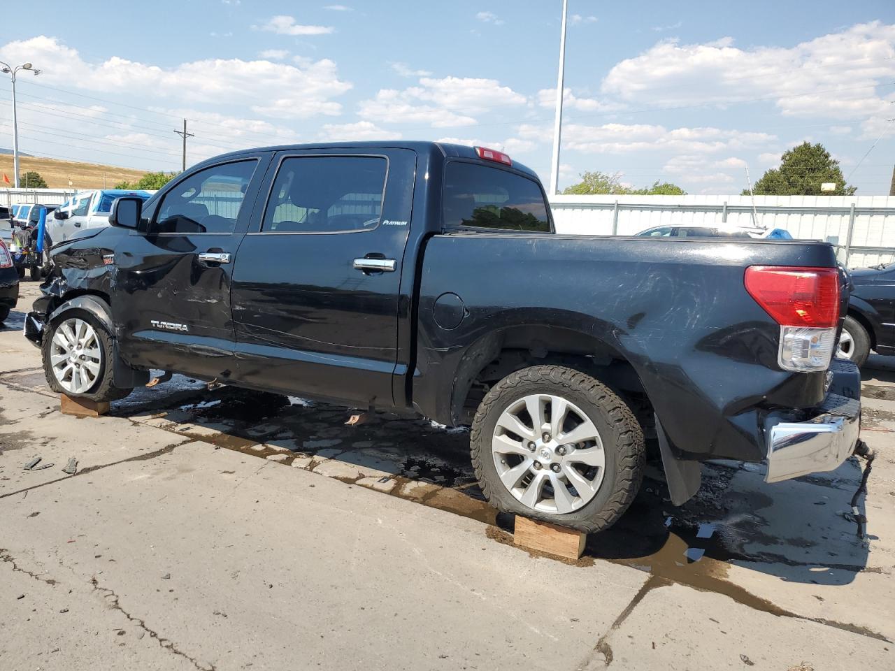 2013 Toyota Tundra Crewmax Limited - Image 2