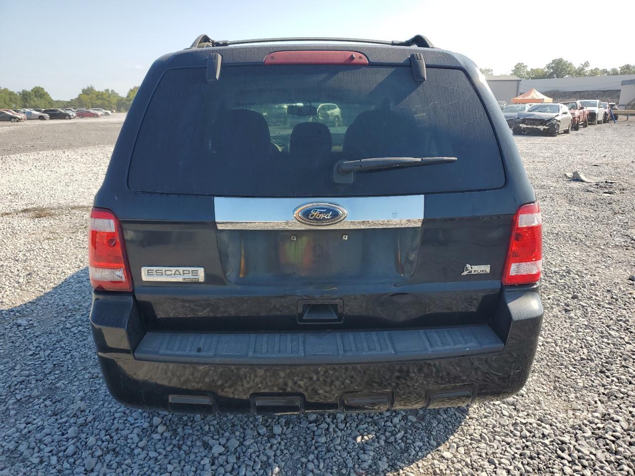 2011 Ford Escape Limited - Image 6