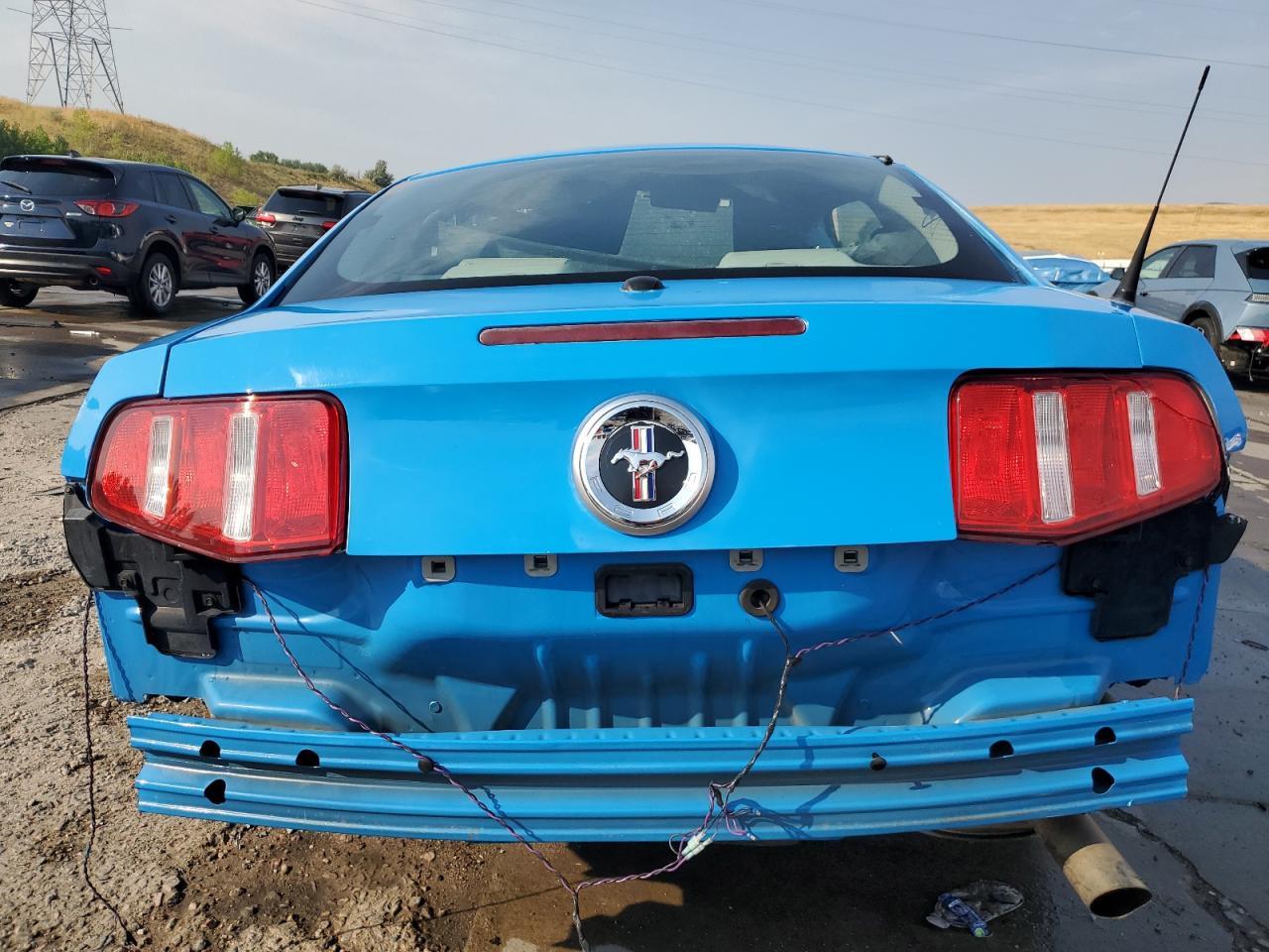 2010 Ford Mustang - Фото 6