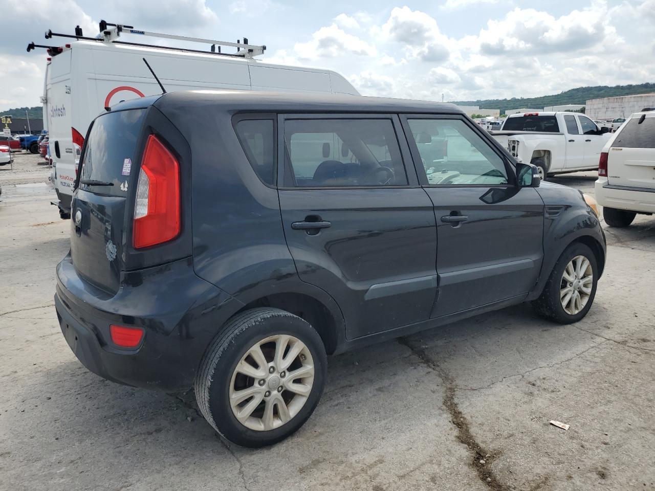 2013 Kia Soul + - Image 3