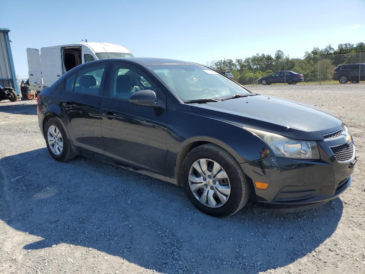 2014 Chevrolet Cruze Ls - Image 4