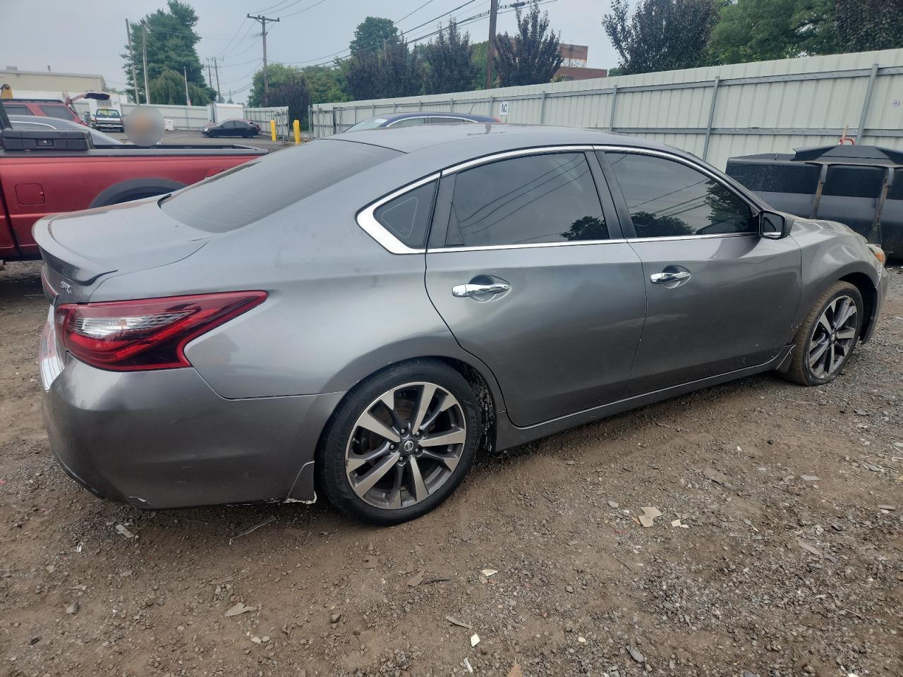 2017 Nissan Altima 2.5 - Фото 3