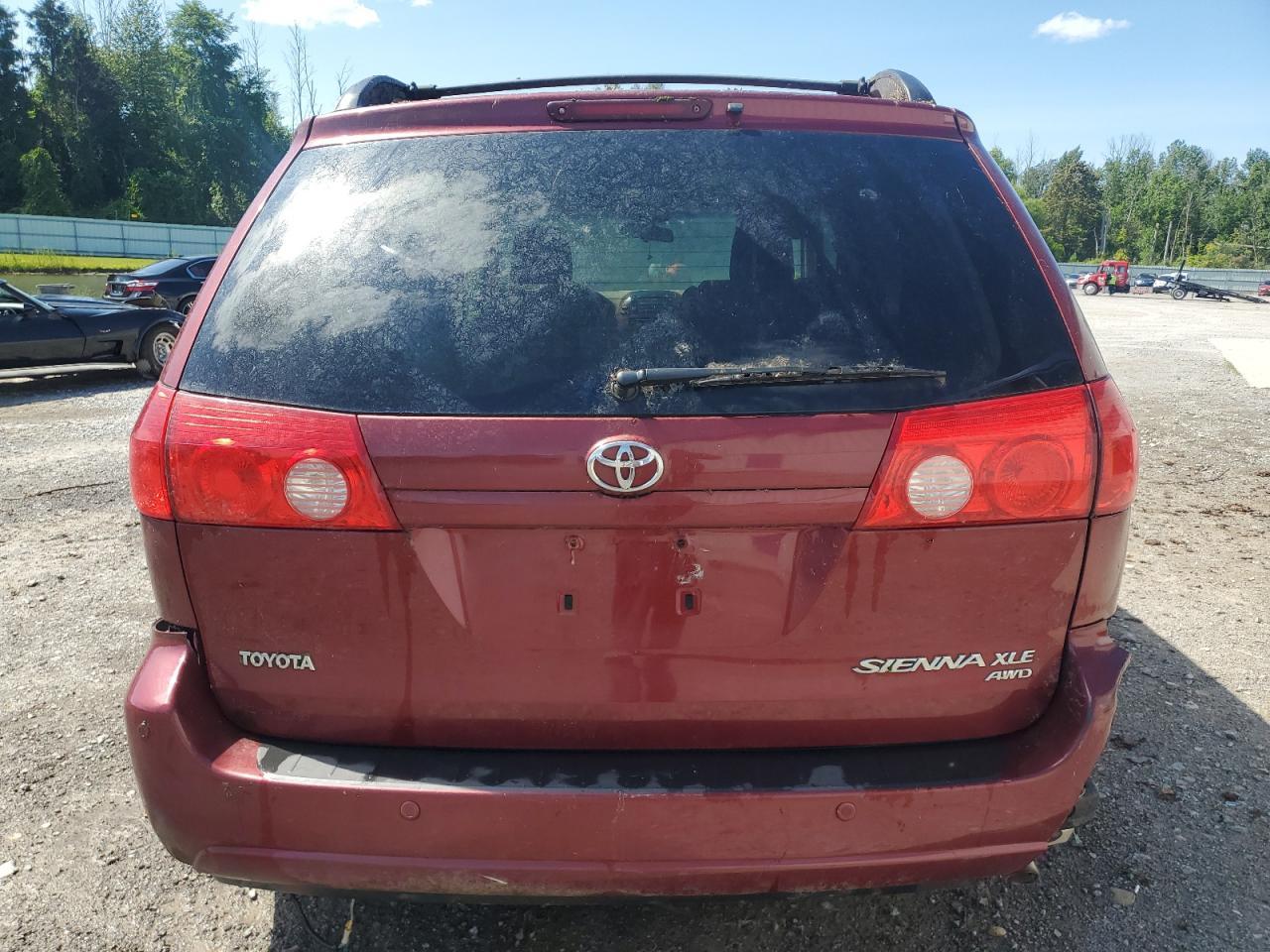 2010 Toyota Sienna Xle - Image 6
