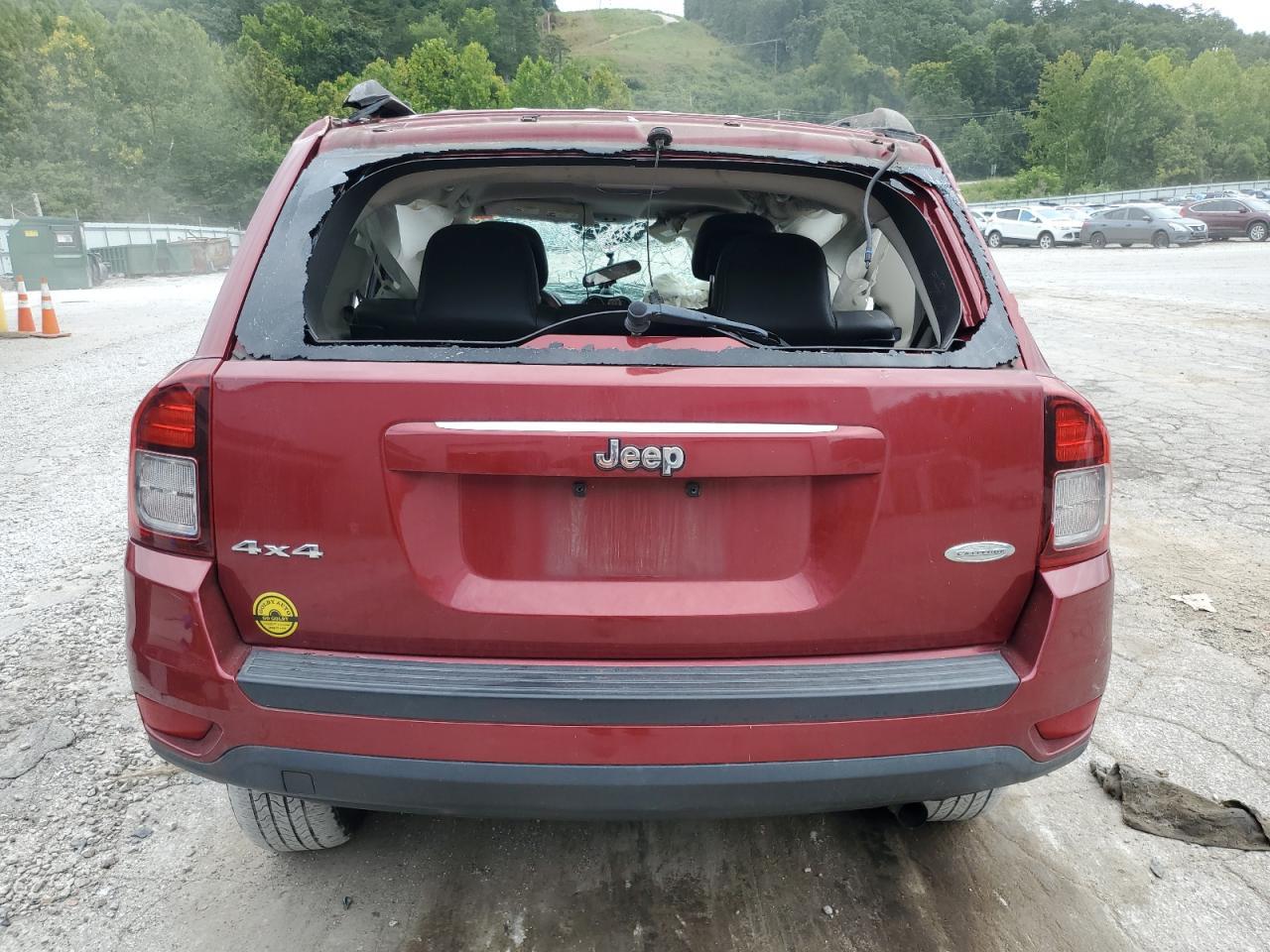 2015 Jeep Compass Latitude - Фото 6