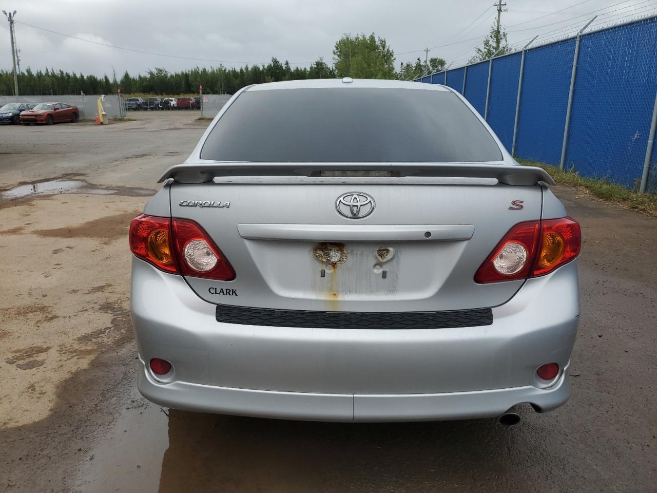 2010 Toyota Corolla Base - Фото 6