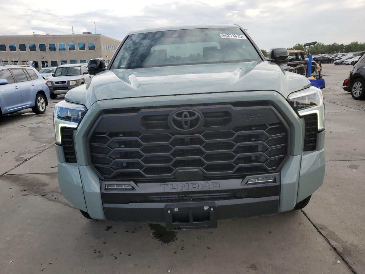 2025 Toyota Tundra Crewmax Limited - Image 5