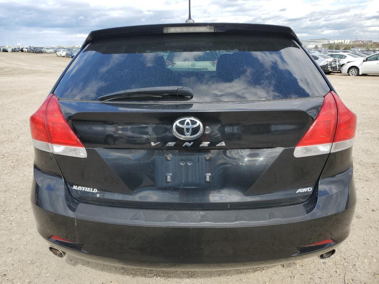 2011 Toyota Venza - Image 6