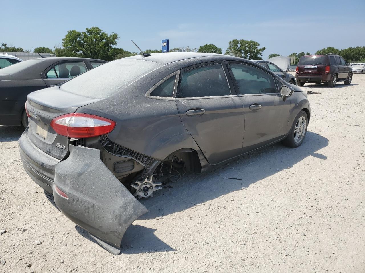 2017 Ford Fiesta Se - Image 3