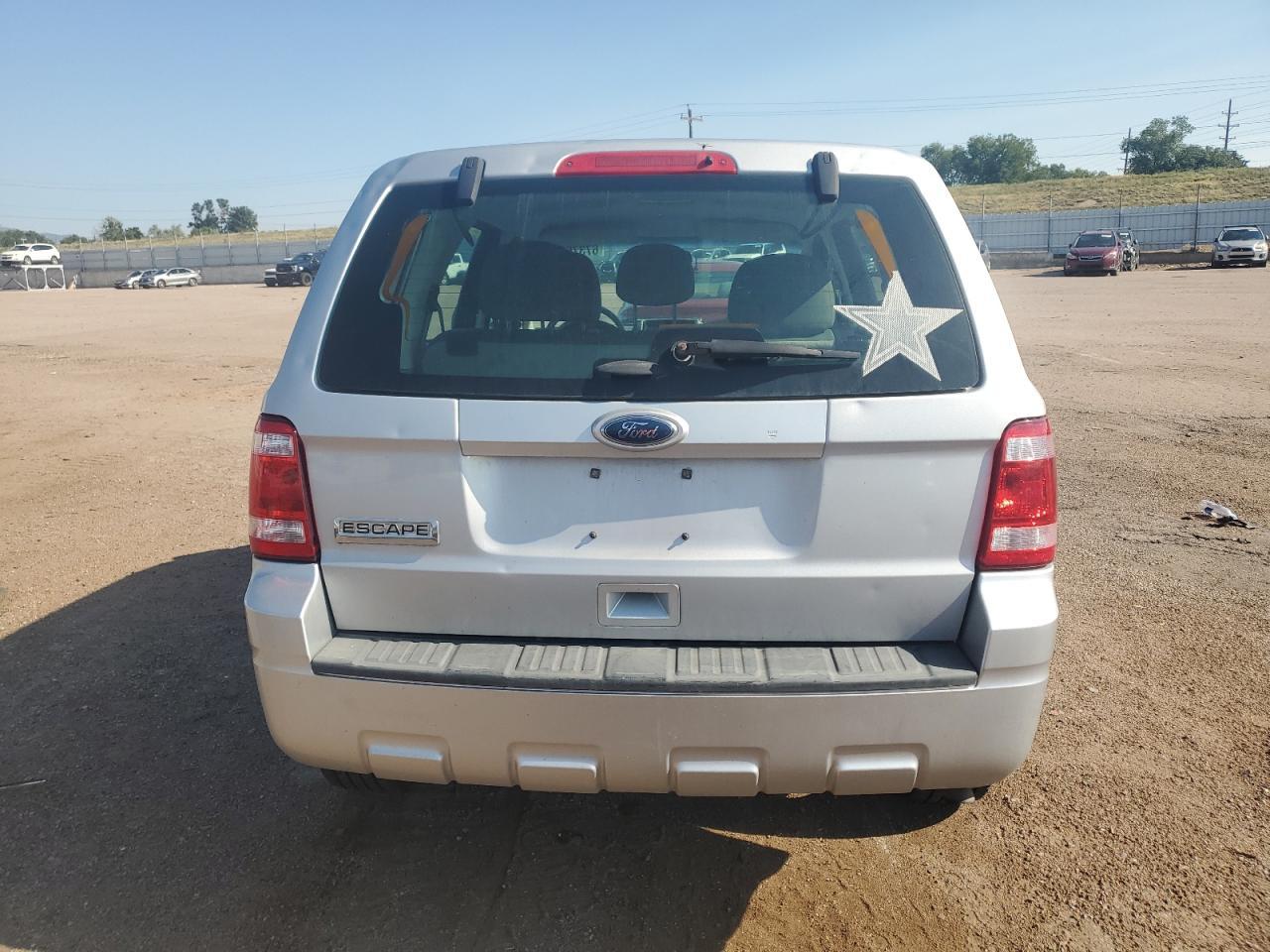 2011 Ford Escape Xls - Фото 6