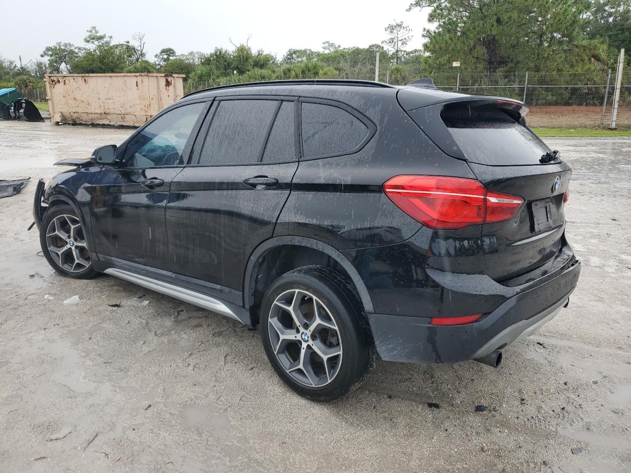 2017 BMW X1 Sdrive28I - Фото 2