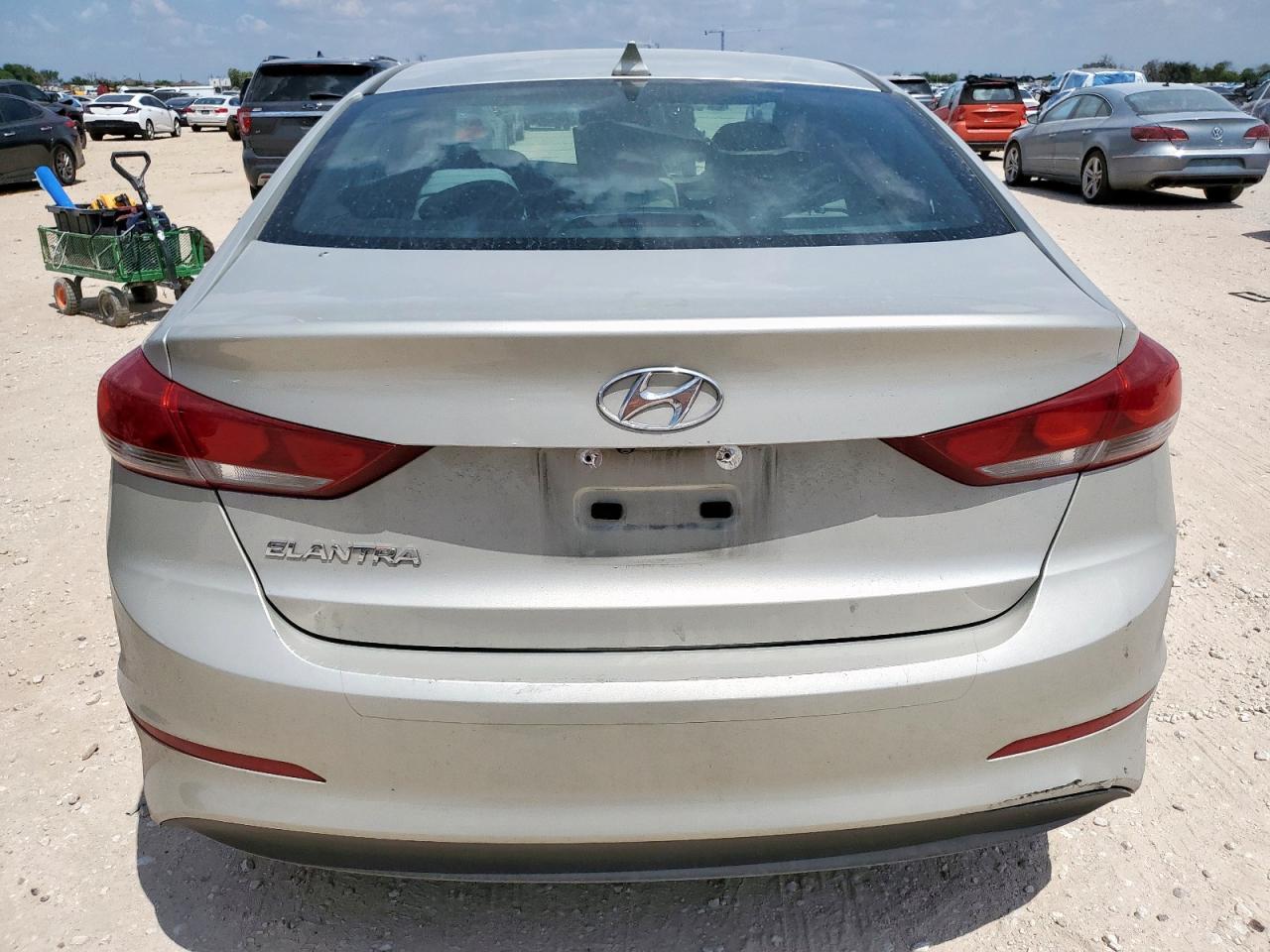 2018 Hyundai Elantra Sel - Фото 6